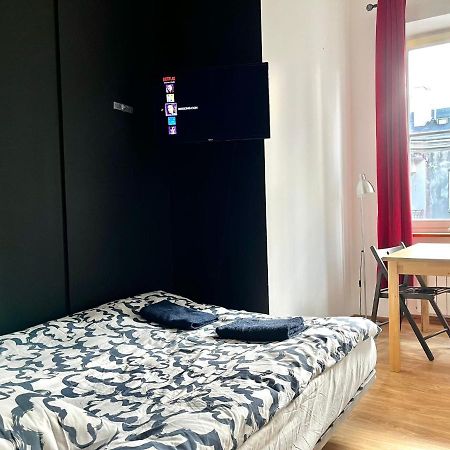Bezagenta Rooms Centrum Варшава Екстер'єр фото
