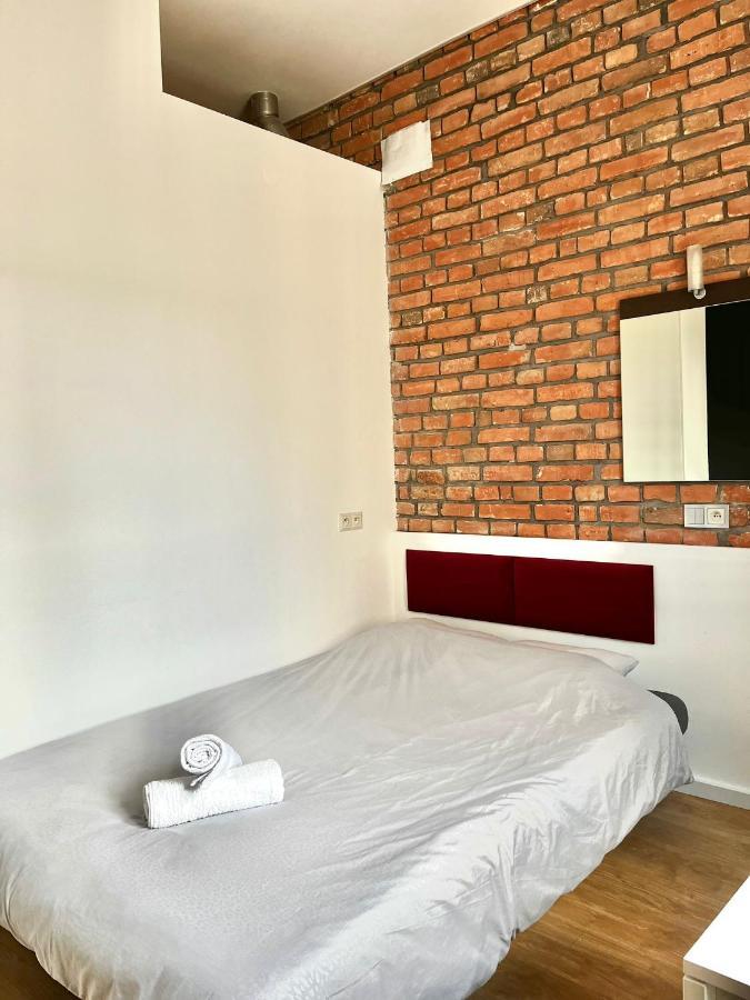 Bezagenta Rooms Centrum Варшава Екстер'єр фото