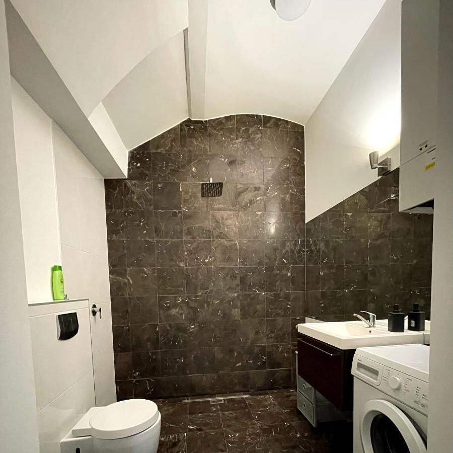 Bezagenta Rooms Centrum Варшава Екстер'єр фото