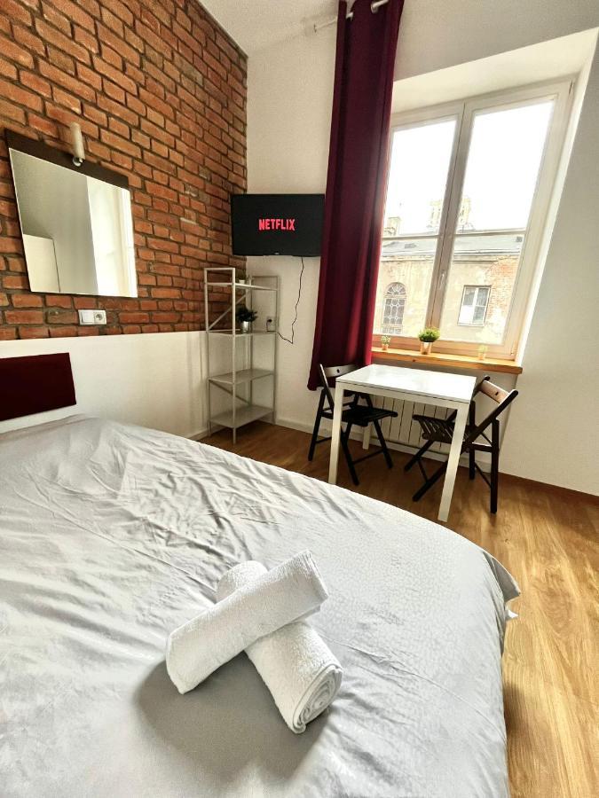 Bezagenta Rooms Centrum Варшава Екстер'єр фото