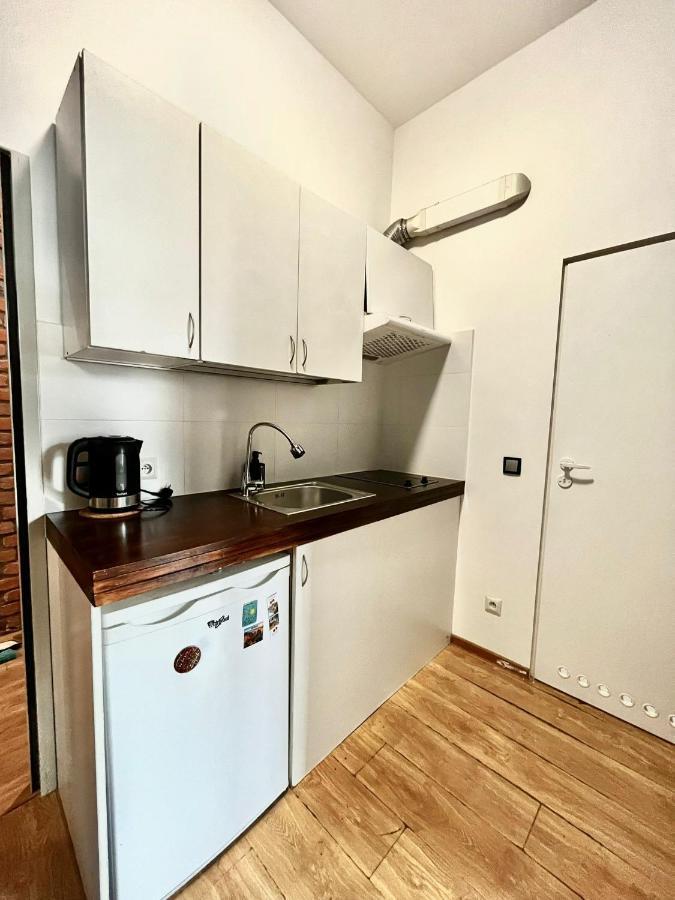 Bezagenta Rooms Centrum Варшава Екстер'єр фото